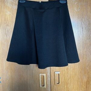 H&M Black Textured A-Line Skater Skirt - Women